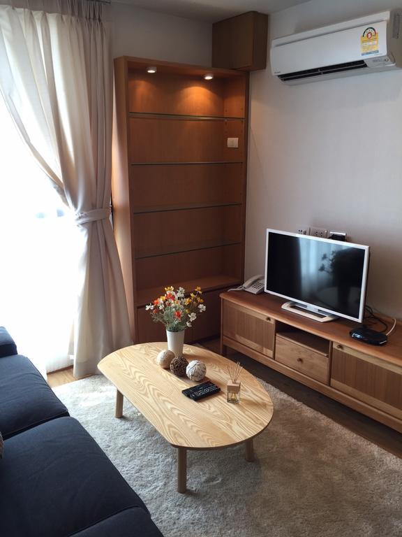 S Bloc Saladaeng Bed and Breakfast Bangkok Eksteriør billede