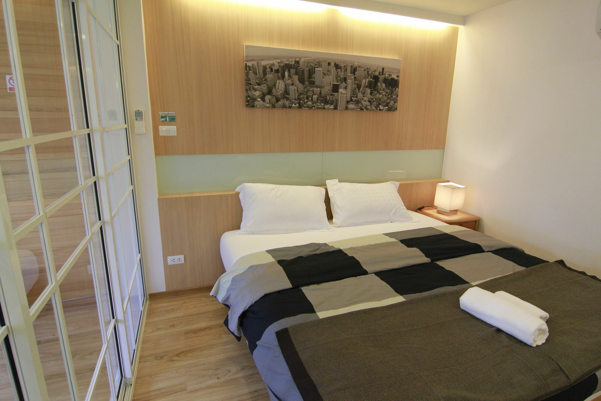 S Bloc Saladaeng Bed and Breakfast Bangkok Eksteriør billede