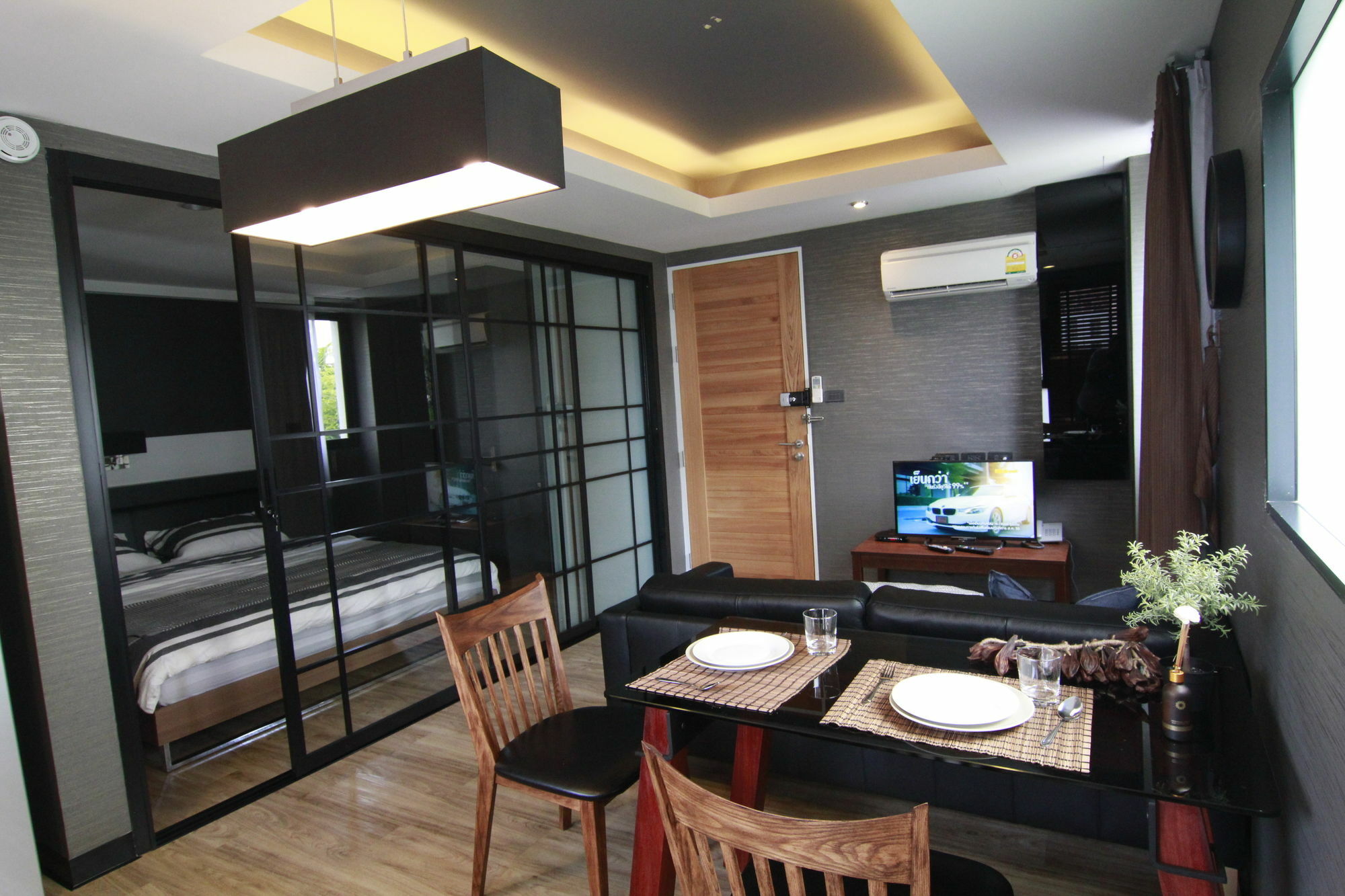 S Bloc Saladaeng Bed and Breakfast Bangkok Eksteriør billede