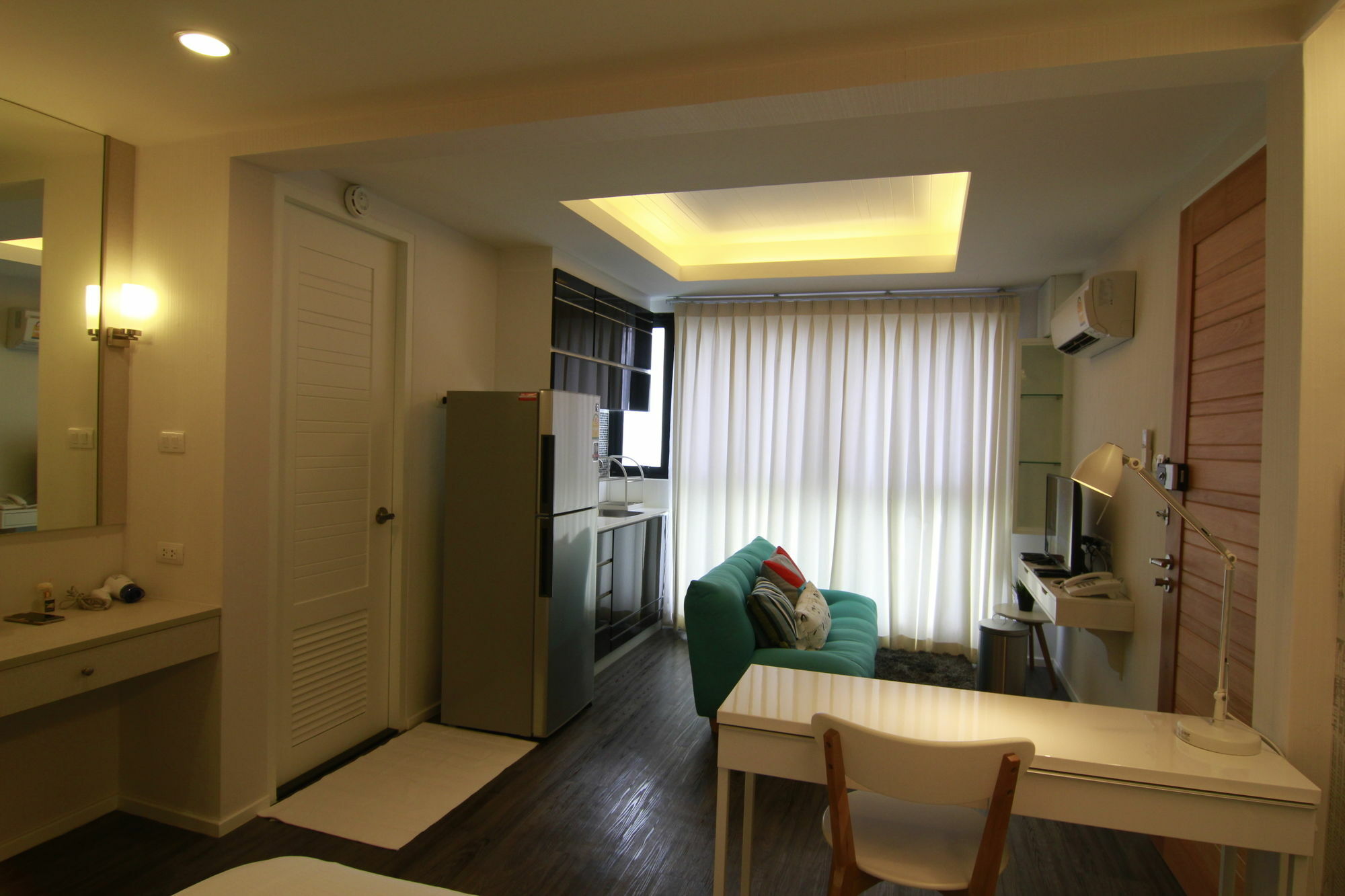 S Bloc Saladaeng Bed and Breakfast Bangkok Eksteriør billede