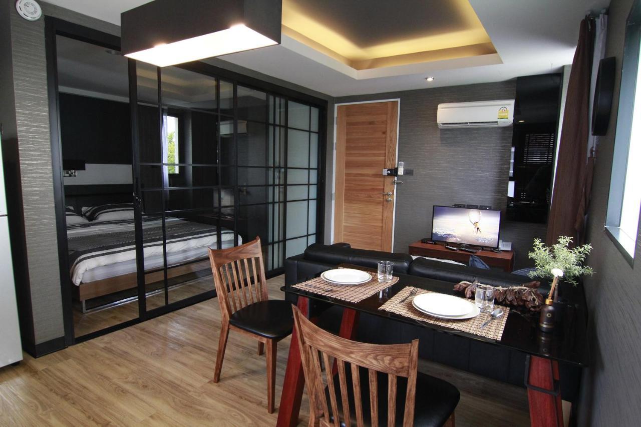 S Bloc Saladaeng Bed and Breakfast Bangkok Eksteriør billede