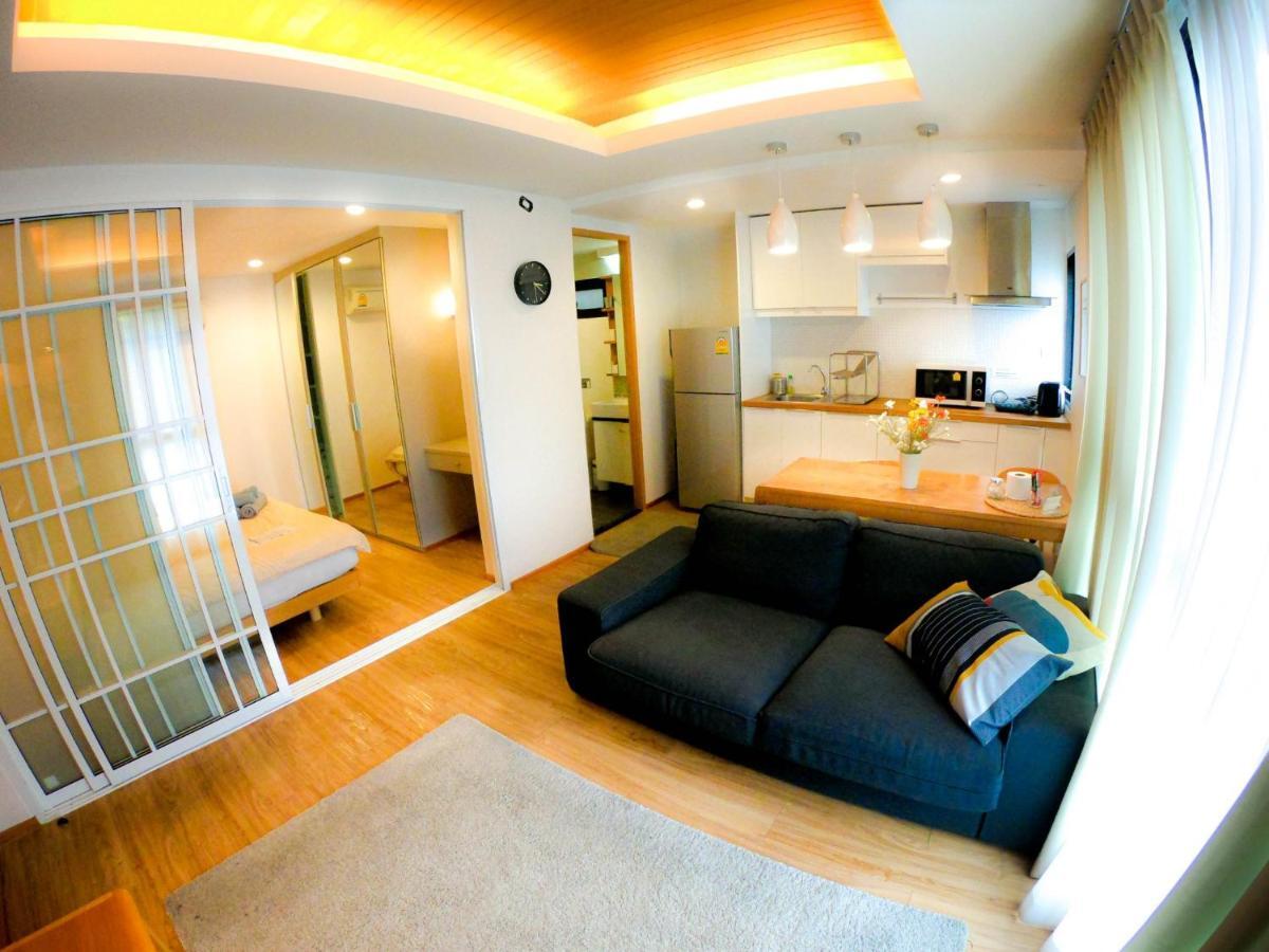 S Bloc Saladaeng Bed and Breakfast Bangkok Eksteriør billede